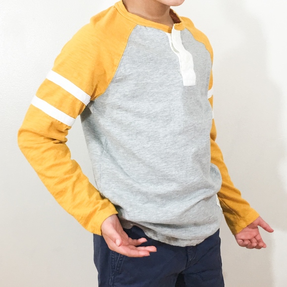 GAP Other - GAP Boys Long Sleeve baseball style T-shirt- M